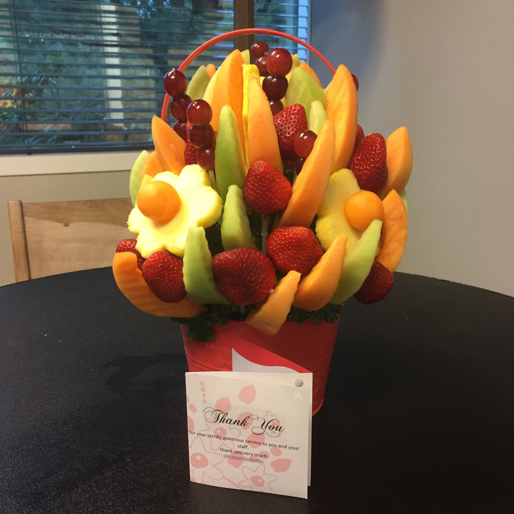 Fruit basket with Thank you card